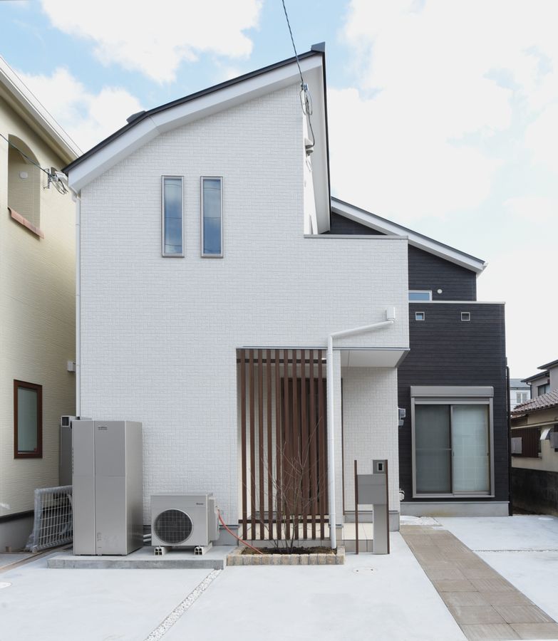 西宮市 光を意識した白い外壁の家 西宮市 いなほ工務店