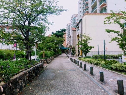阪神間宝塚市の遊歩道